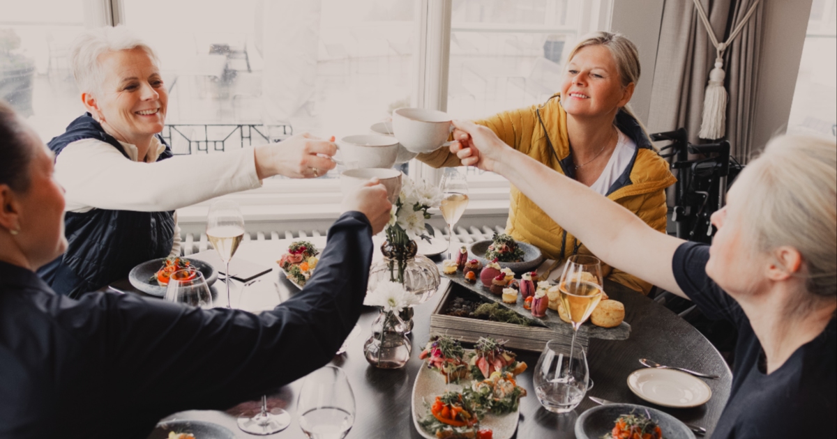 Teslabberas | Afternoon Tea